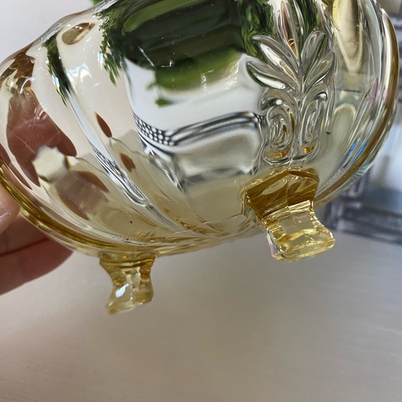 Fostoria Baroque Topaz Yellow Cupped Glass Three Footed Trinket Candy Dish Bowl - Picture 3 of 7